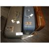 Image 1 : 3 vintage suitcases