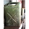 Image 3 : Metal U.S.A. Gas Can
