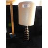 Image 2 : Table lamp