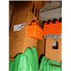Image 3 : 2 Castle Toys