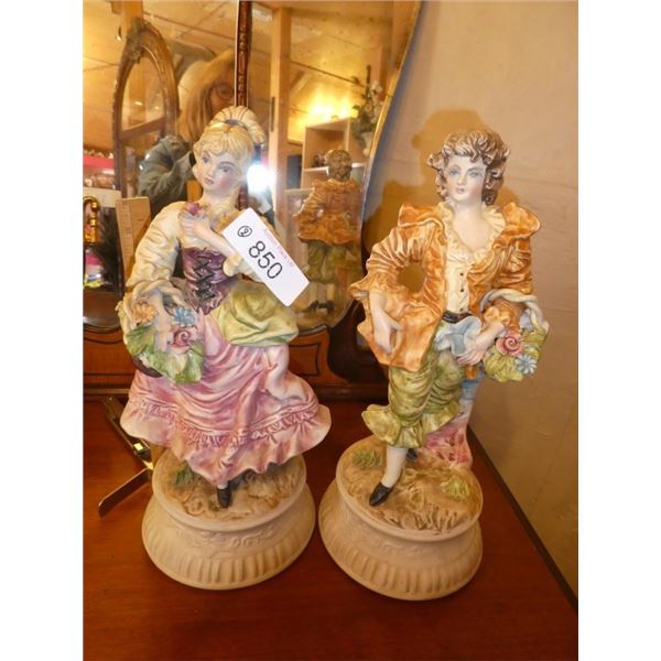 Carson Pair of victorian figures