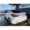Image 2 : 2016 HYUNDAI ELANTRA