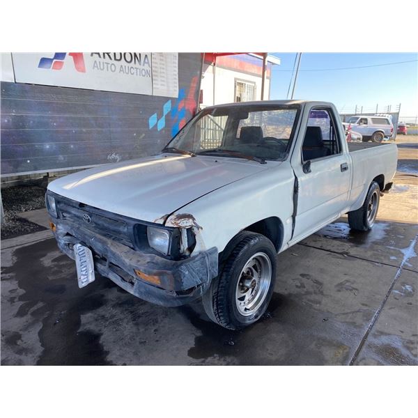 1992 TOYOTA PICKUP