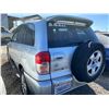 Image 2 : 2002 TOYOTA RAV4