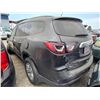 Image 2 : 2013 CHEVROLET TRAVERSE