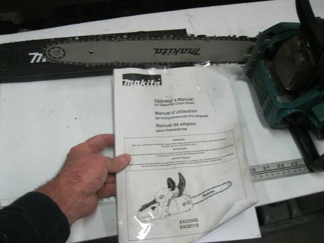 MAKITA GAS CHAINSAW Dodds Auction makita-18-in-50cc-gas-farm-ranch-chainsaw-dcs5121-the-home-depot
