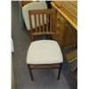 Image 2 : 6 FOLDING UPHOLSTERED SEAT CHAIRS