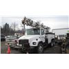 Image 25 : 2000 FREIGHTLINER FL80, 132,615 MILES, 11505 HOURS, RUNS, VIN 1FVXJJBBOYHB04928