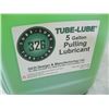 Image 2 : 2.5 CONTAINERS OF TUBE LUBE PULLING LUBRICANT