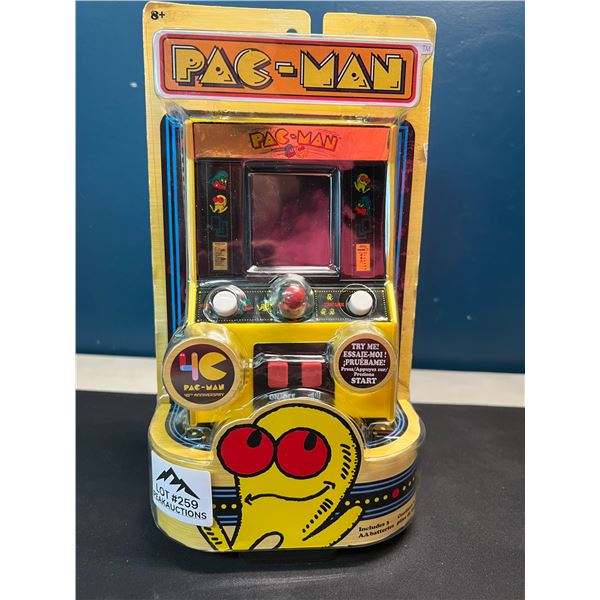 Lot of 1 Pac-Man Classic Arcade Gameplay - LCD Retro Mini Arcade Game