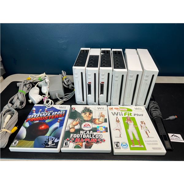 Lot of 5 Nintendo Wii Consoles w/ Cords, Nunchuk, & 3 Games - Used