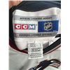 Image 3 : Lot of 1 Vancouver Canucks Jersey