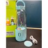 Image 2 : Lot of 1 Portable Rechargeable Blender - Brand New!