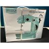 Image 1 : Lot of 1 Magicfly Mini Sewing Machine - Open Box