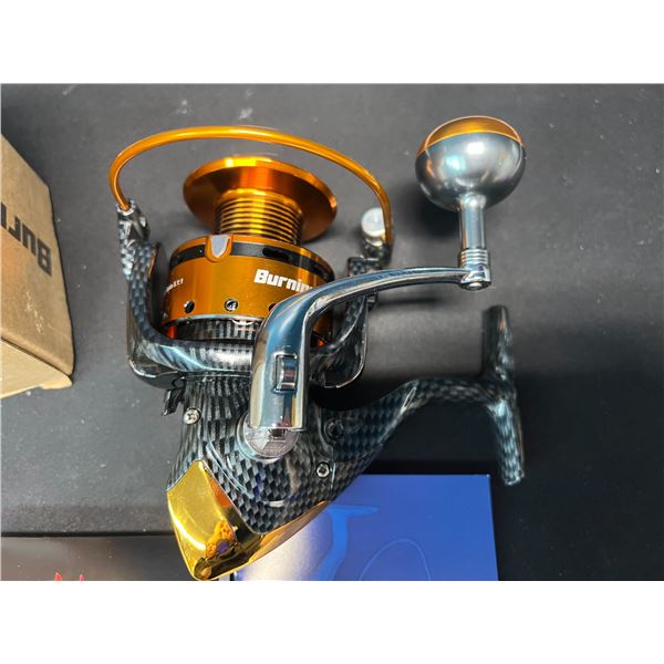 Lot of 1 Burning Shark Spinning Fishing Reel - Carbon Fiber Design