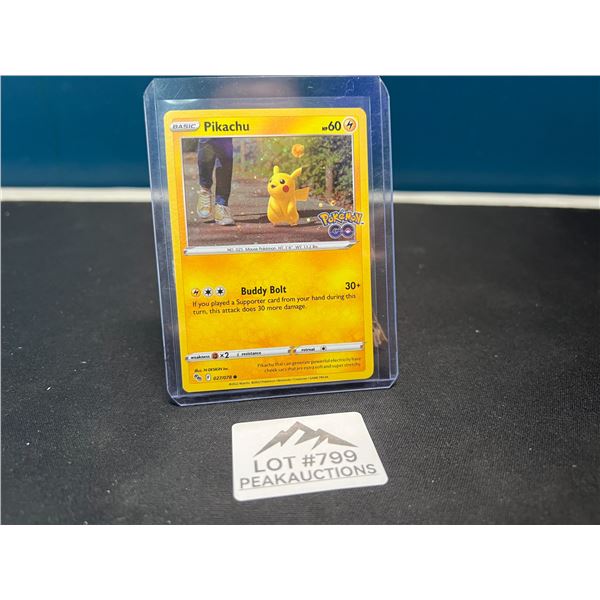 Lot of 1 Pikachu 027/078 Holo Pokemon Trading Card