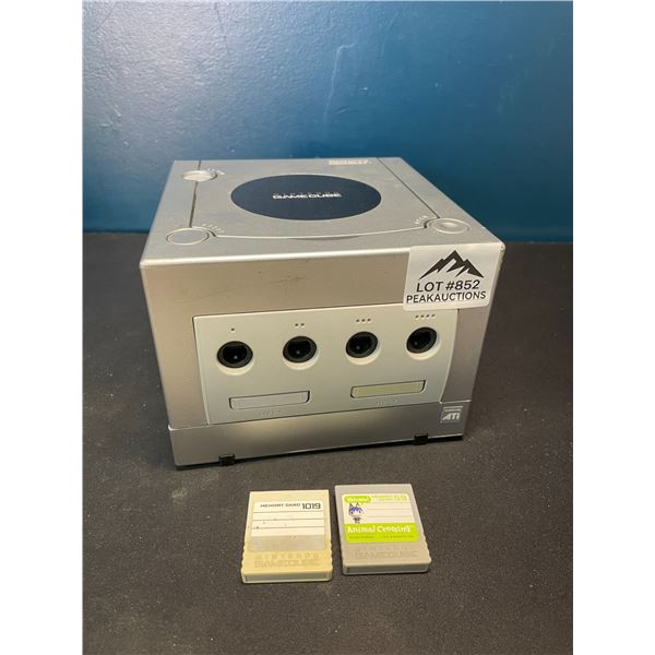 Lot of 1 Nintendo Gamecube Console w/ 2 Memory Cards - Used