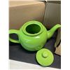 Image 3 : Lot of 2 Classic Limegreen 6 Cup Teapots