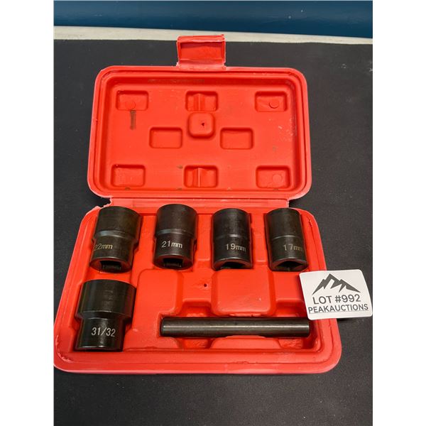 Lot of 1 Lug Nut Remover Set