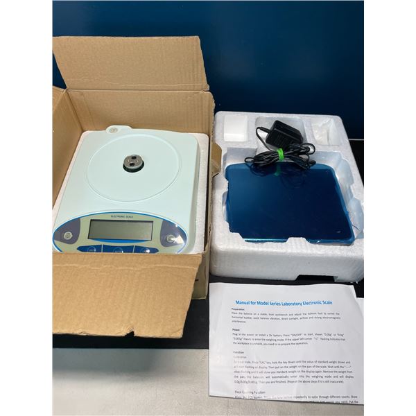 Lot of 1 Labratory Electronic Balance Scale