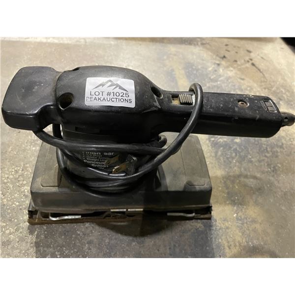 Lot of 1 Black & Decker Finish Sander - Used - Powers on