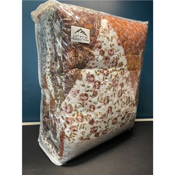 Lot of 1 King Size Quilt Set - 96 x 108 inch - All-Season