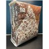 Image 1 : Lot of 1 King Size Quilt Set - 96 x 108 inch - All-Season