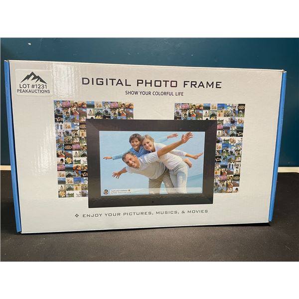 Lot of 1 Digital Photo Frame - BRAND NEW!