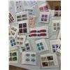 Image 3 : Canada stamps