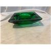 Image 1 : Vintage Mid Century Emerald Green Glass ASHTRAY Cigar Cigarette
