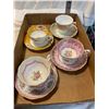 Image 1 : Tea cups and saucers