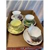 Image 1 : Tea cups and saucers