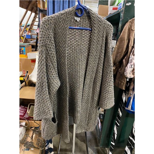 Kismet medium sweater