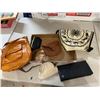 Image 1 : Assorted handbags