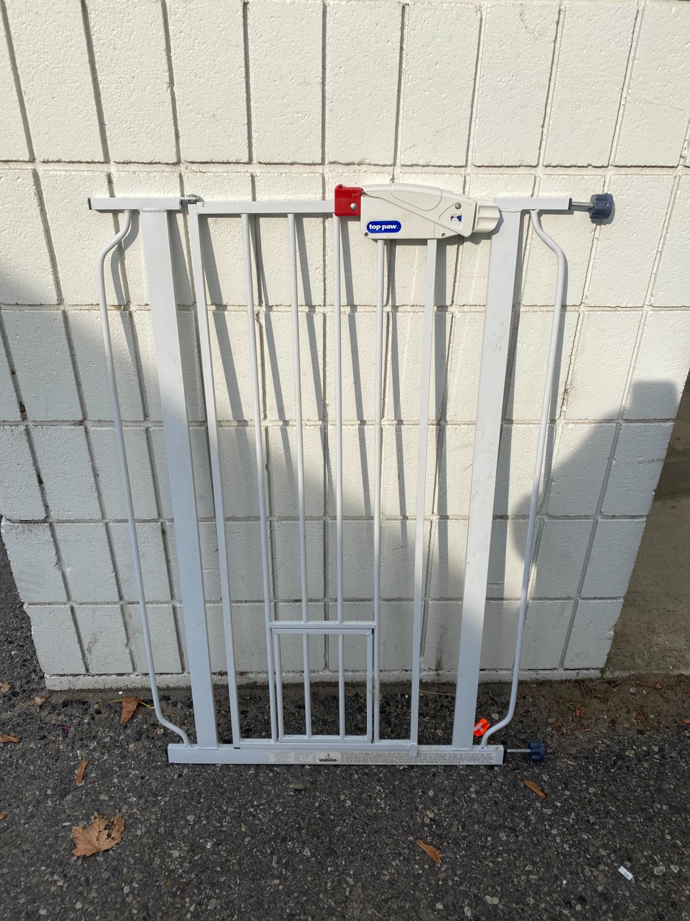 Top paw gate