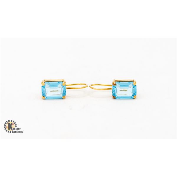 18K YELLOW GOLD LIGHT BLUE COLOURED