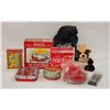 Image 1 : FLAT WITH ASSORTED COCA COLA COLLECTIBLES