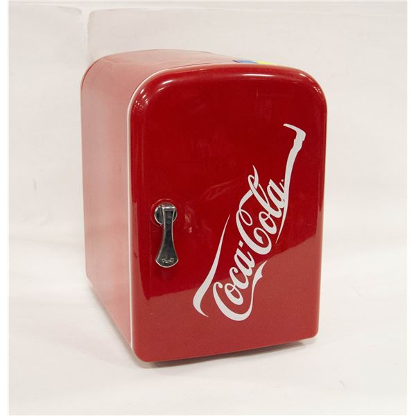 COCA COLA MINI FRIDGE