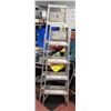 Image 1 : PAIR OF ALUMINUM LADDERS 5 FOOT AND 6 FOOT