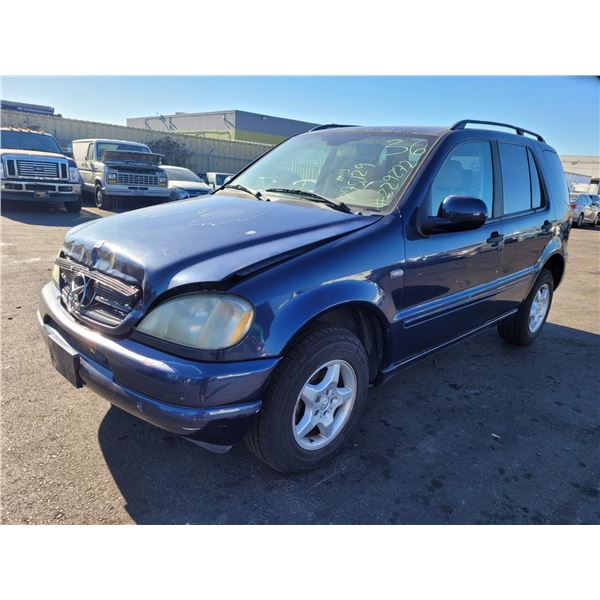 2001 Mercedes-Benz M-Class ML 320