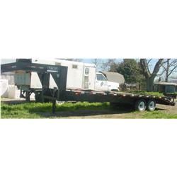 2000 Dove Tail gooseneck trailer
