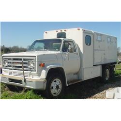 1979 GMC 6000 Chip Truck
