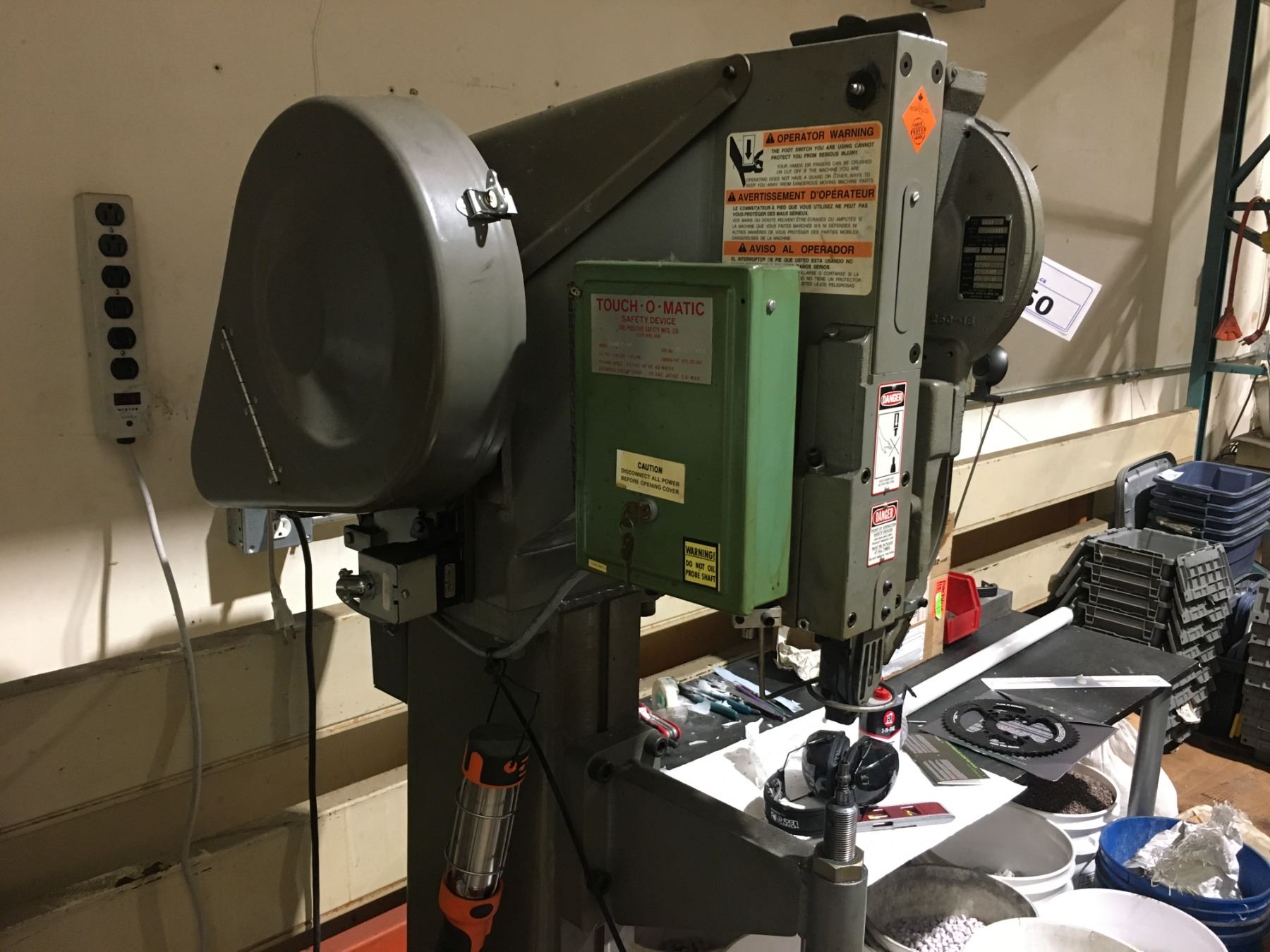Nationa Rivet NATIONAL RIVET & MFG. CO. RIVETING MACHINE - Able Auctions