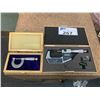 Image 1 : 2 MICROMETERS WITH WOODEN CASE