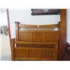 Image 1 : Oak Queen Bed