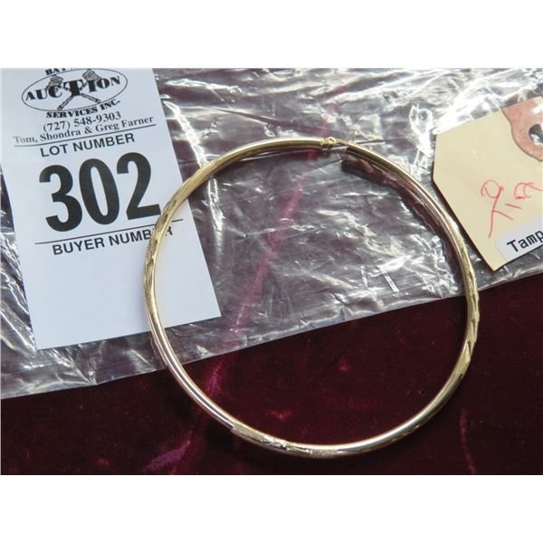 Large 14K YG Earring 2.7g