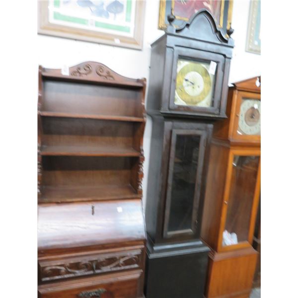 Colonial Mahogany Grandfather Clock