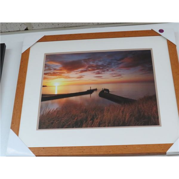 2-Framed Ocean Photograph - 24 x 24 -- 2 X $