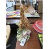 Image 1 : Porcelain Giraffe Décor