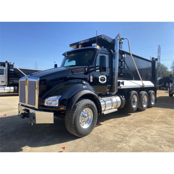 2023 KENWORTH T880 Dump Truck